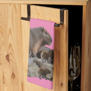 Mummy Capybara with Spädbarn, Dish Towel Kökshandduk