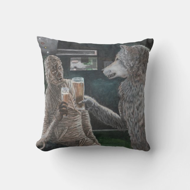Mummy och Weregger Drinking Beer Dekorativ kudde (Framsida)