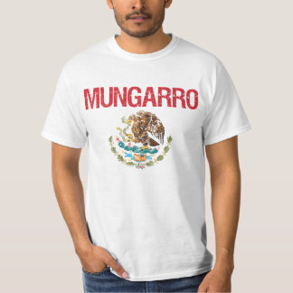 Mungarro efternamn t shirt