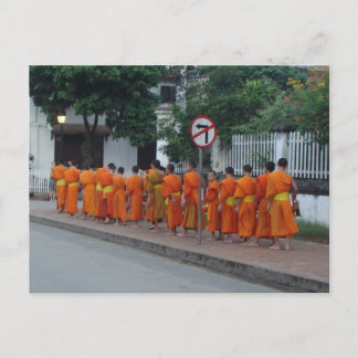 Munk Colloring Alms in Luang Prabang, Laos Vykort