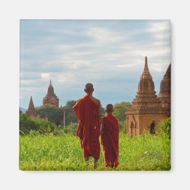 Munkar med antika tempel magnet (Framsidan)