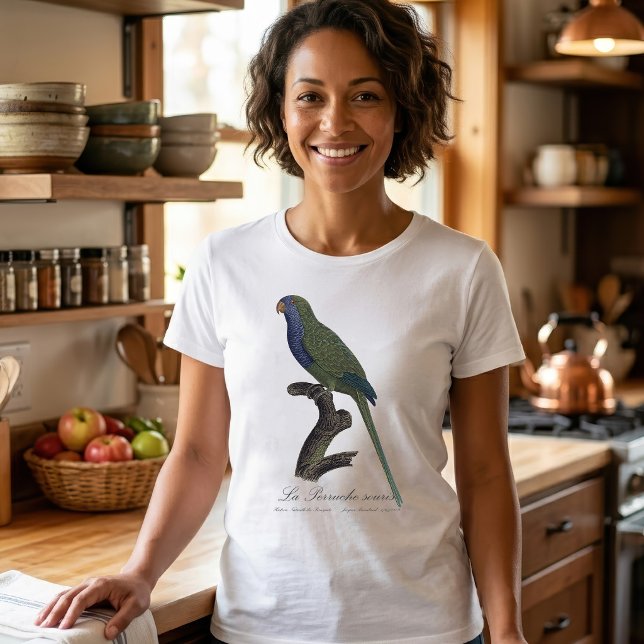 Munkparakit eller munkpapegoja, Myiopsitta Monachu T Shirt (Monk Parakeet or Monk Parrot, Myiopsitta Monachus. Women Basic White T-Shirt )