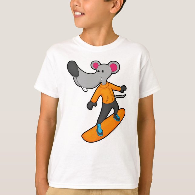 Mus som Snowboarder med snurrbord T Shirt (Framsida)