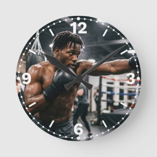 Muscular Male Boxer Punching Gym Decor Rund Klocka