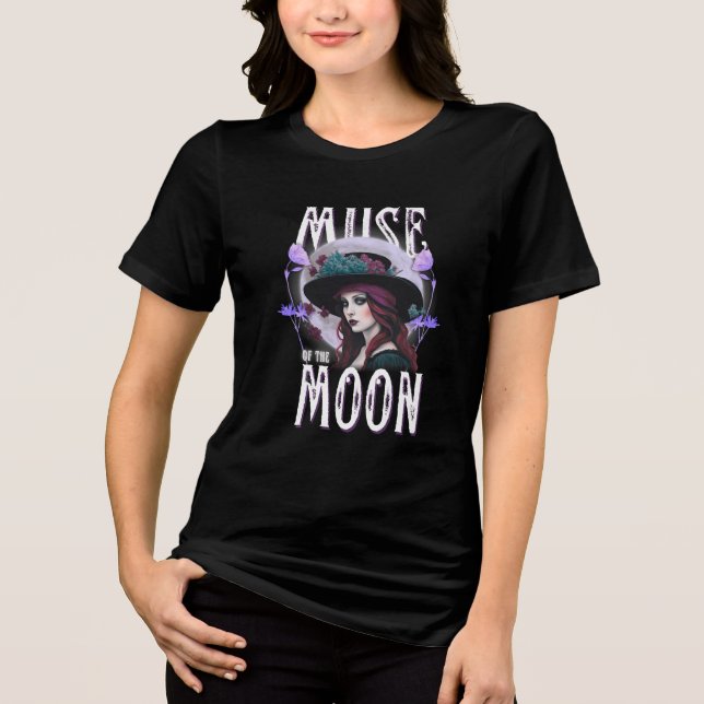 Muse of the Moon – Gothic Witchy Aesthetic T Shirt (Framsida)