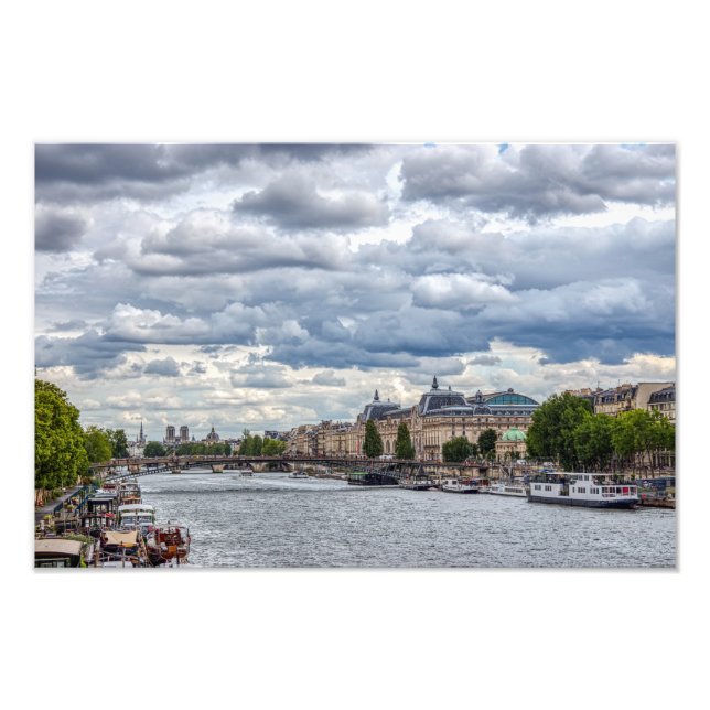 Musée d'Orsay and Seine River - Paris, Frankrike Fototryck (Framsidan)