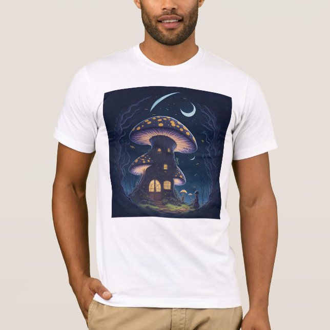 Mushroom House Under a Crescent Moon   T Shirt (Framsida)