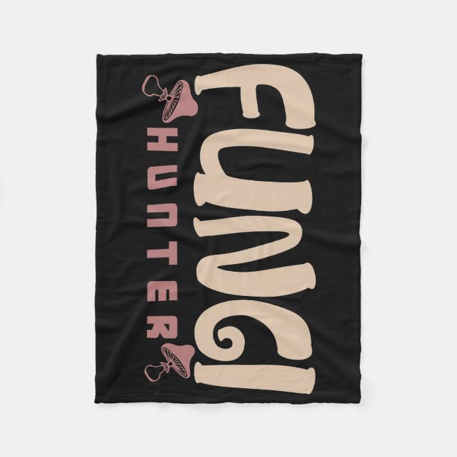 Mushroom Hunter Fungi Hunter MushRumi Fleecefilt (Framsidan)