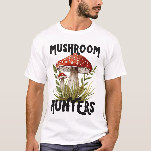 Mushroom Hunters T Shirt (Framsida)