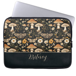 Mushroom och Flowers Cottagecore mönster med namn Laptop Fodral
