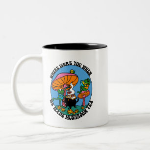 Mushroom Tea Trippy 70s Frogs Rainbow Två-Tonad Mugg