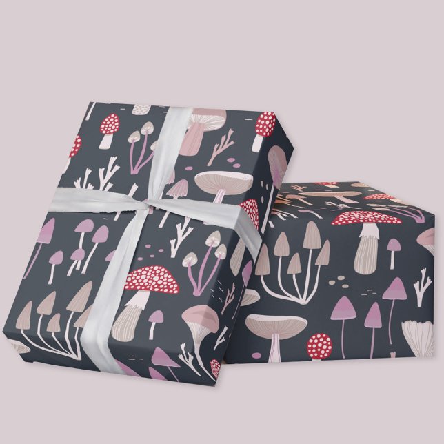 Mushroom Toadstool Fungi Presentpapper (Mushroom toadstool fungi wrapping paper roll)