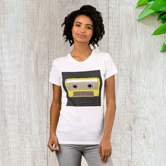 Music Cassette Womens T-Shirt (Skapare uppladdad)