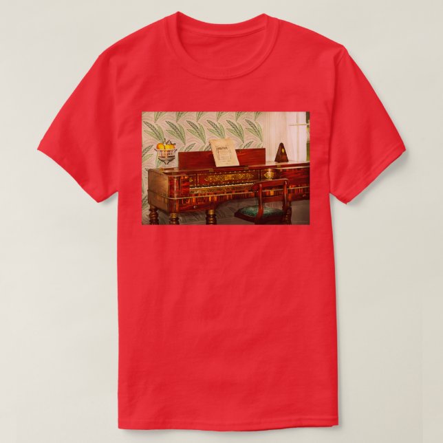 Music Piano Square baby grand T Shirt (Design framsida)