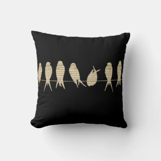 Musical Birds Pillow Kudde
