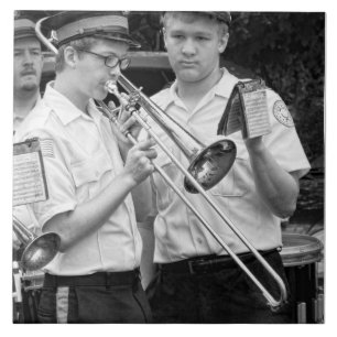 Musik - Trombon - En hjälpande hand Kakelplatta