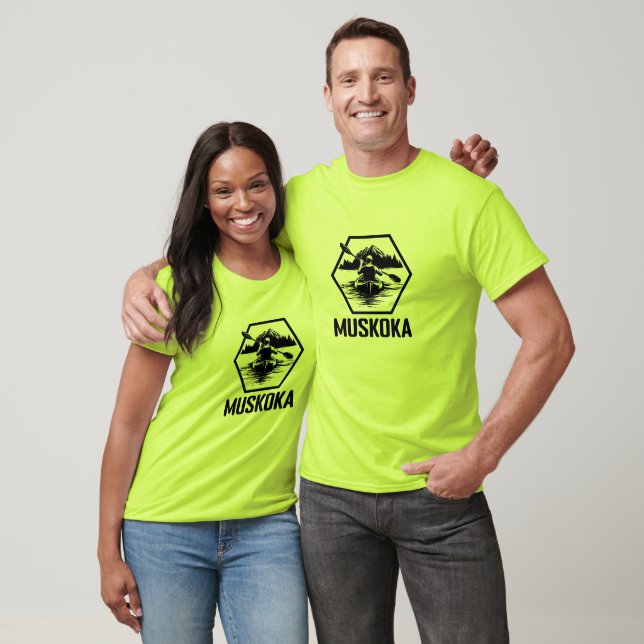 Muskoka Ontario Kayaker - Manar Basic T-Shirt (Unisex)