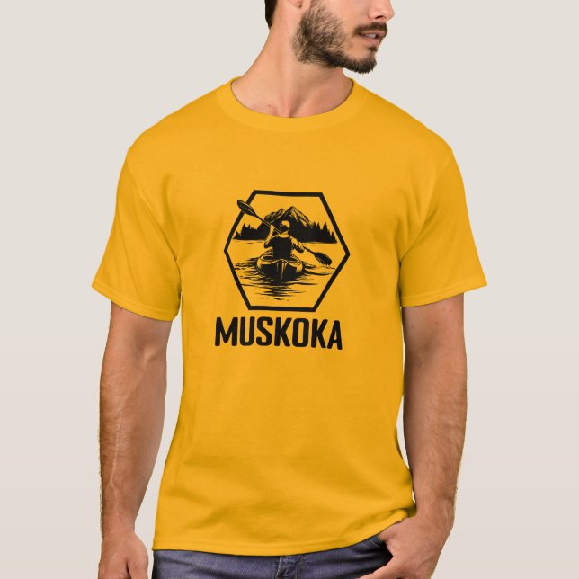 Muskoka Ontario Kayaker - Manar Basic T-Shirt (Framsida)