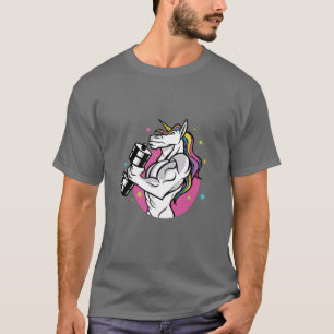 Muslimska viktande Unicorn T-Shirt