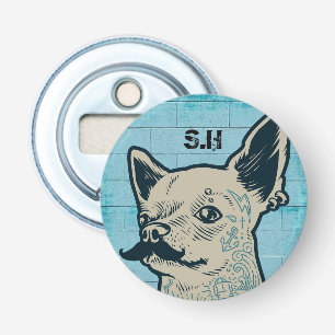 Mustache Chihuahua Graffiti Monogram Flasköppnare