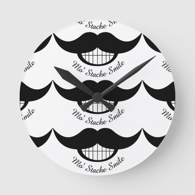 Mustache Smiles Rund Klocka (Framsida)