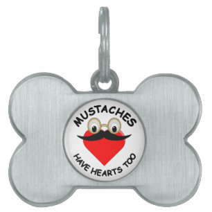 Mustachor har också hjärtan namnbricka husdjur