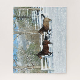 Mustangs som går i Snö Puzzle Pussel