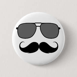 mustasch och glas knapp