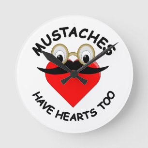 Mustascher har hjärtor för rund klocka