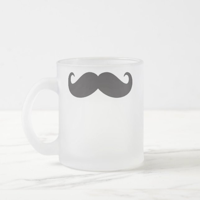 Mustaschmugg Frostad Glasmugg (Vänster)