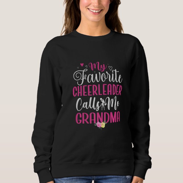 My Favorite Cheerleader calls me Grandma Cute T Shirt (Framsida)