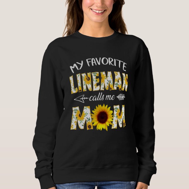 My Favorite Electric Power Lineman Calls Me Mom Fo T Shirt (Framsida)