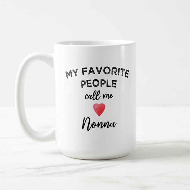 My Favorite People Call Me Nonna Italian Grandma Kaffemugg (Vänster)