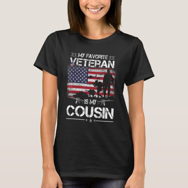 My Favorite Veteran Is My Cousin   Flag Veterans D T Shirt (Framsida)