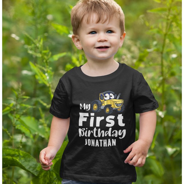 My First Birthday Cute Tractor Boy T Shirt (Skapare uppladdad)