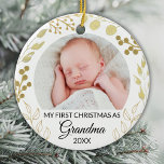 My First Christmas As Grandma Photo Gold Foliage Julgransprydnad Keramik<br><div class="desc">This elegant Grandma Christmas Ornament is decorated with gold foliage on a white background.
Easily customizable with baby's photo and year.
Original Watercolor © Michele Davies.</div>