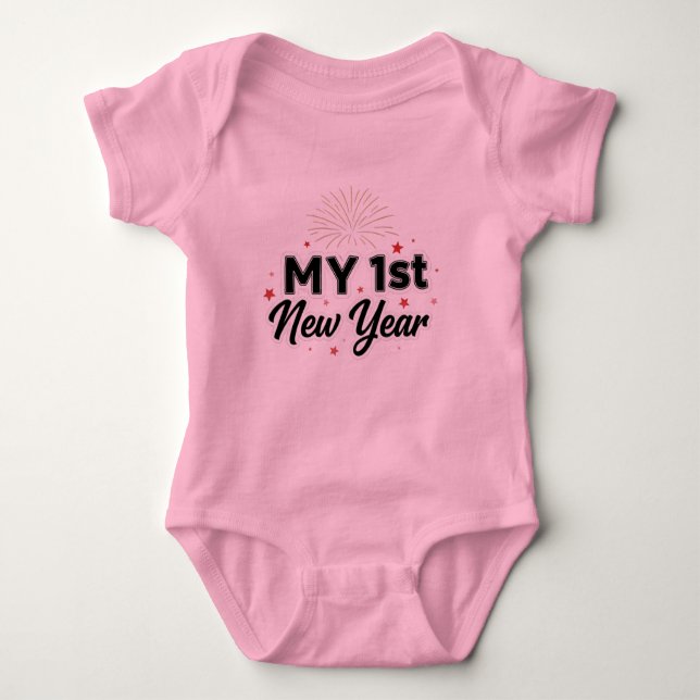 My First New Year 2026 Baby  Cute New Year outfit T Shirt (Framsida)