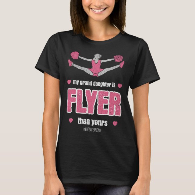 My grand daughter Is Flyer Cheer Grandma Cheerlead T Shirt (Framsida)