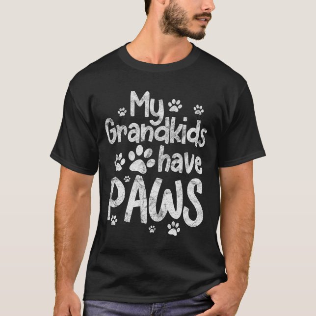 My Grandkids Have Paws Funny Dog Cat Grandma Grand T Shirt (Framsida)
