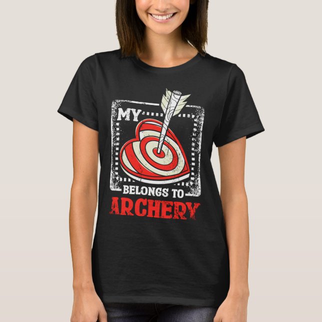 My Heart Belongs To Archery T Shirt (Framsida)