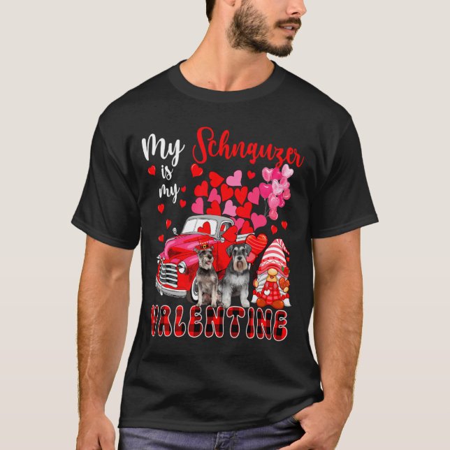 My Schnauzer Is My Valentine Two Dogs With Gnome P T Shirt (Framsida)