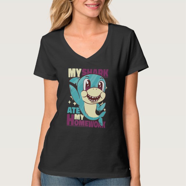 My Shark ate my Homework for Students T Shirt (Framsida)