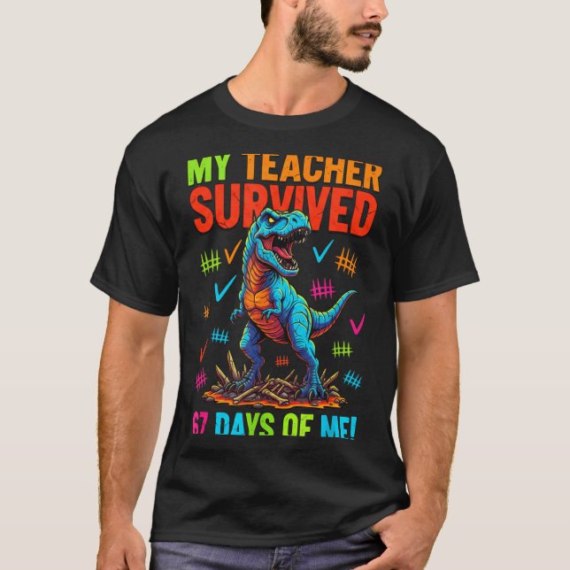 My Teacher Survived 67 Days Of School 67 Meme Dino T Shirt (Framsida)