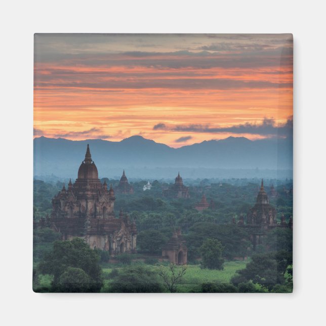 Myanmar, Bagan Soluppgång Magnet (Framsidan)