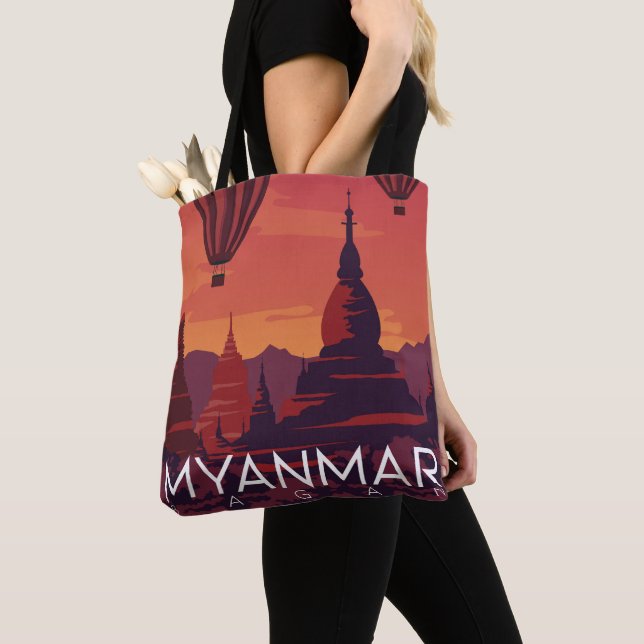 Myanmar Bagan Tygkasse (Närbild)