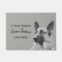 Mycket bortskämd tysk herdehund