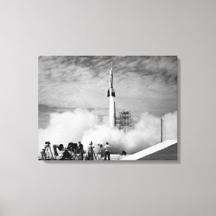 Mycket den första raketbarkassen på Cape Canaveral Canvastryck