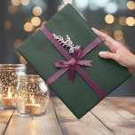 Mycket Mörk Forest Grönt - Wrapping Papper Presentpapper<br><div class="desc">Mycket Mörk Forest Grönt - jultid - Grönt av Pappra minimalistiska jultider</div>