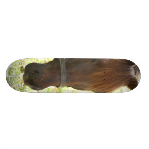 Mycket söt kastanjebrun häst mini skateboard bräda 18,7 cm