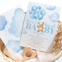 Mycket sött barn på väg blå teddybjörn ballong